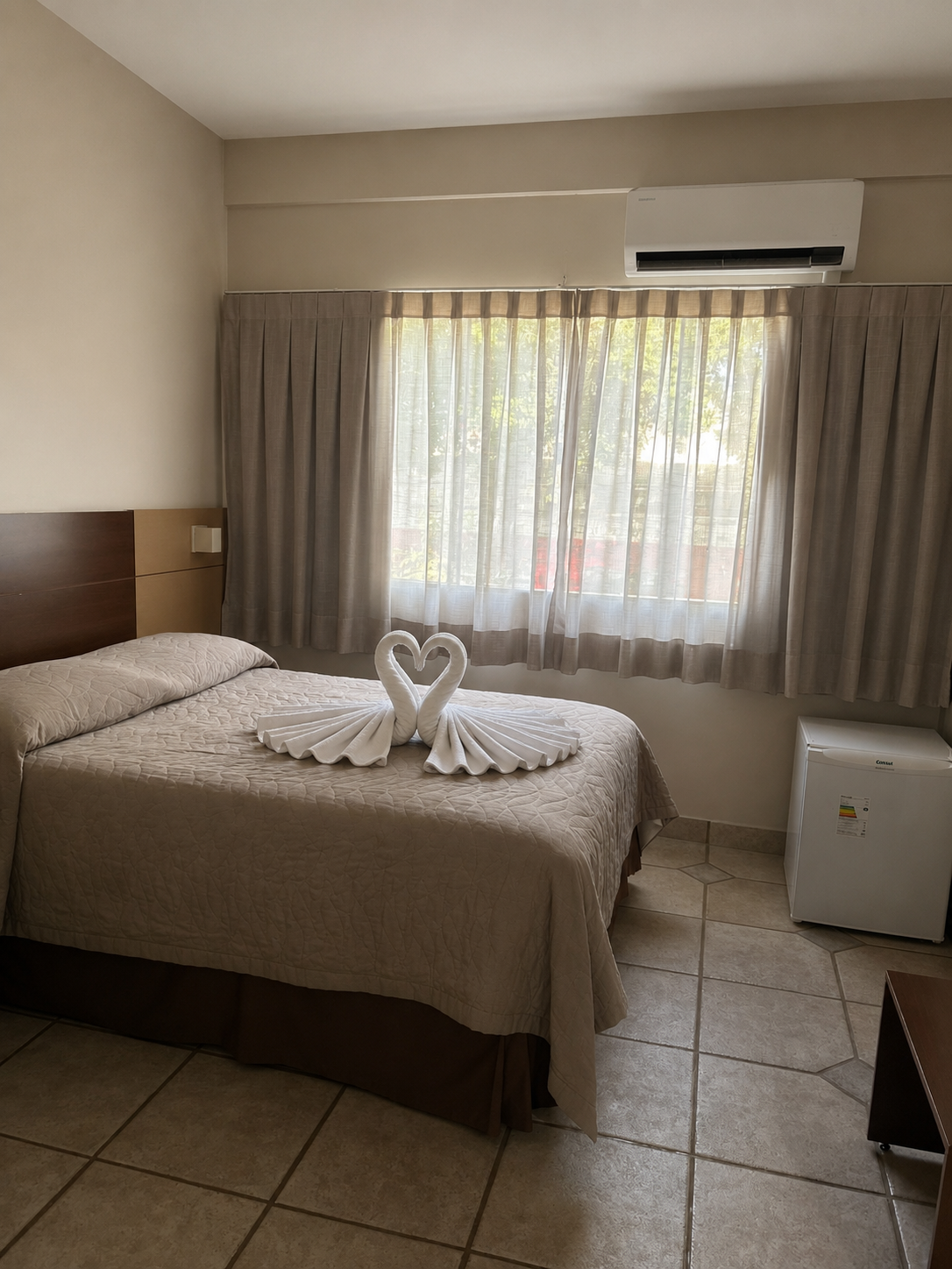 Quarto Hotel Campo Palace
